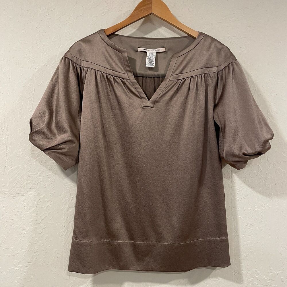 ~ Diane von Furstenberg 4 Raton Stretch Silk Blend Blouse V-neck Bronze Top